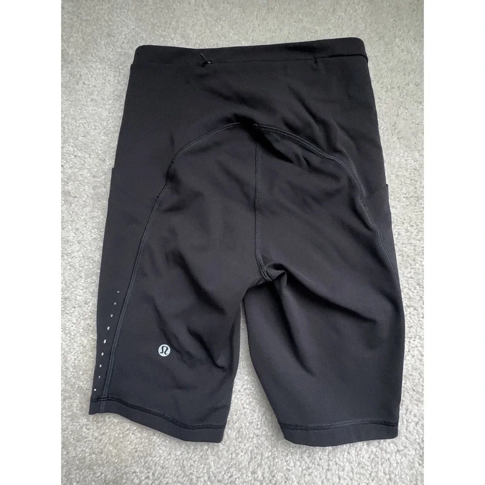 Lululemon Women's Athletic Lot Size 2 Fast Free Shorts Tank Black Ribbed White